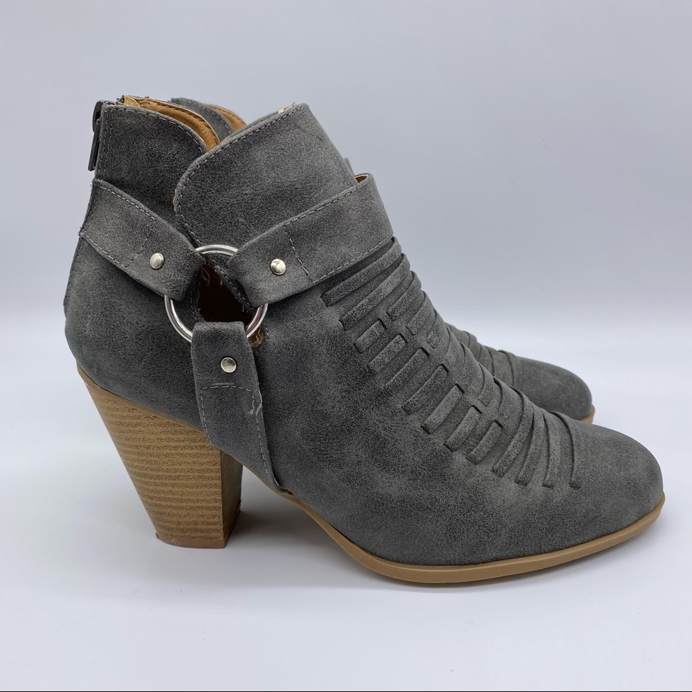 Qupid booties women size 9